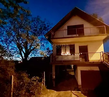 Zelena oaza: kuća s voćnjakom, Granešina Nova - cover