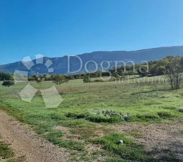 Teren s projektom za montažnu kuću i pogledom na Učku - Kršan