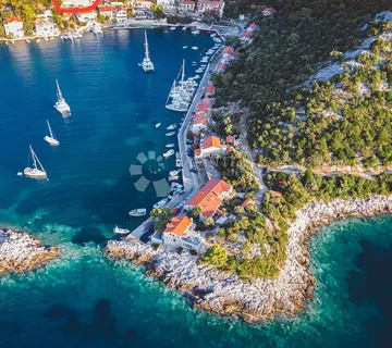 Građevinsko zemljište, drugi red od mora - Zaklopatica, Lastovo