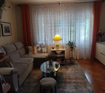 Stan blizu strogog centra Pule, 70m2 2. kat, parking osiguran - cover