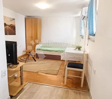 GARSONIJERA u centru Osijeka!
