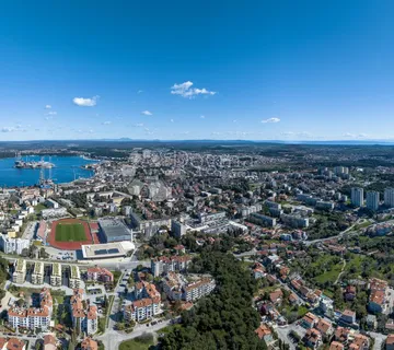 Stan S Balkonom Na Odličnoj Lokaciji! (z2-S12) - Pula