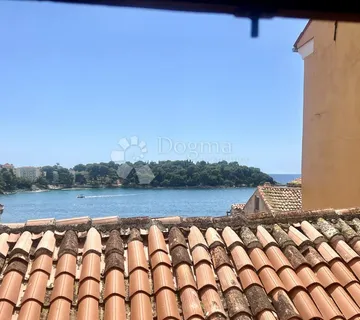 Kuća u Rovinju sa pogledom na more