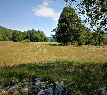 VELIKO ZEMLJIŠTE 72.580 m² U DOBROSELU – PRIRODA, MIR I VELIKI POTENCIJAL - Dobroselo, Donji Lapac