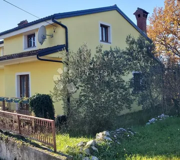 Obiteljska kuća u mirnom selu, 5 spavaćih soba - Trviž, Pazin