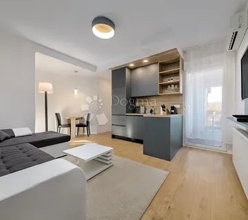 Zagreb, Maksimir, Luksuzan Stan 40 M2 S Bazenom