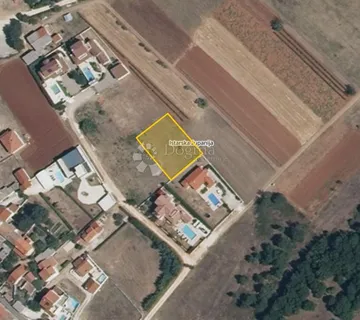 Građevinsko Zemljište Na Mirnoj Lokaciji - Barban