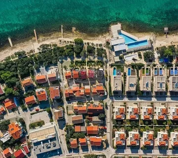 RESORT!!! Apartman 2 red od mora - Petrčane, Zadar