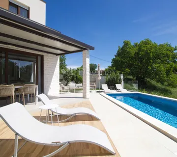 SVETVINČENAT: Divna villa s pogledom na prirodu - Štokovci, Svetvinčenat