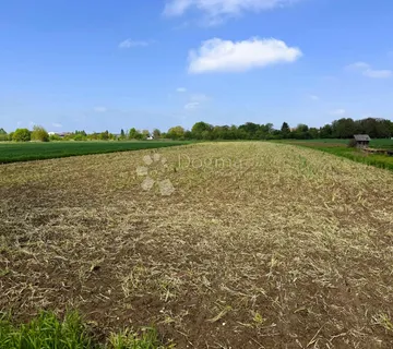 Građevinsko zemljište Miklinovec - 5597 m² - cover