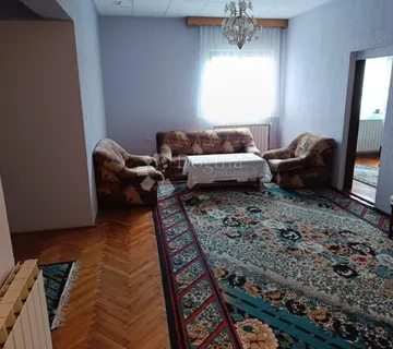 Kuća sa radnike ili starački dom - Belovar, Zagreb