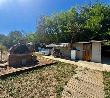 Oaza mira uz Karašicu – vikendica na velikoj parceli - Šag, Valpovo