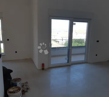 Biograd Na Moru – Stan Sj3 Jednosobni Stan Na 2 Katu S Pogledom Na More