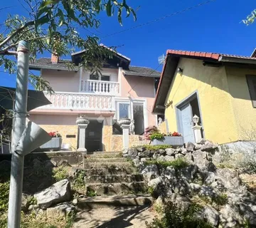 Kuća za odmor s velikom okućnicom i voćnjakom - Varaždin Breg, Gornji Kneginec