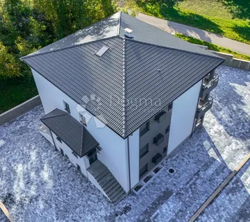 Izuzetno kvalitetna novogradnja u blizini centra Matulja - Jušići, Matulji