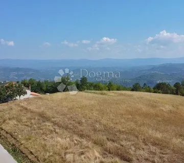 Prilika!! Zemljište Sa 3 Građevinske Dozvole I Plaćenim Komunalijama - Motovun