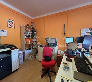 Prodaje se posao fotokopirnice - cover
