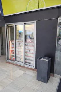 Ulični lokal na Korzu - cover