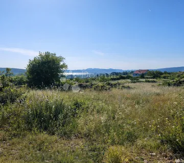 Debeljak - Građevinsko zemljište 932m2 - Debeljak, Sukošan