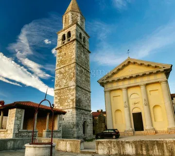 Kuća sa velikim potencijalom - Pazin
