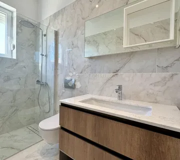 Perfect Blend of Style and Location – Fully Renovated Apartment in Novi Vinodolski! - cover