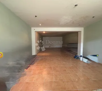 Privlaka – poslovni prostor za najam