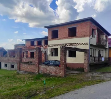 Kuća koja nudi prostor za sve životne planove - Bušetina, Špišić Bukovica
