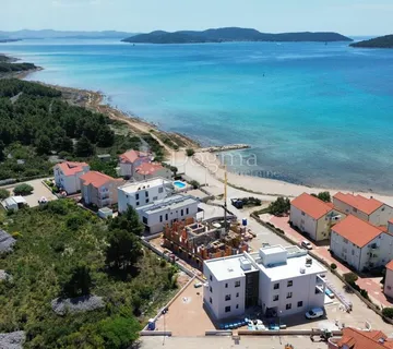 Srima, Dvosoban Penthouse Na Lokaciji Iz Snova - Srima, Vodice