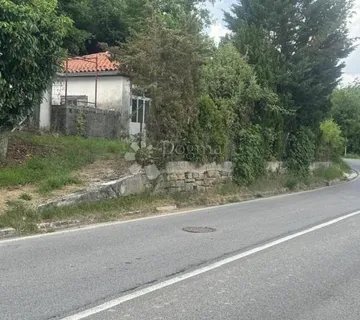 Kuća u okolici Cerovlja plus 3000 m2 polljoprivrednog zemljišta - Novaki Pazinski, Cerovlje