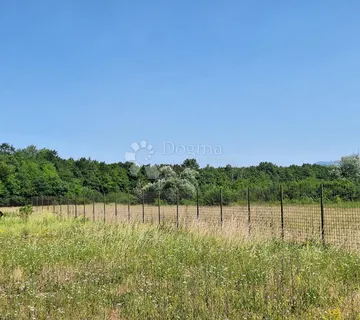 Stupnik  - Industrijsko zemljište na izvrsnoj lokaciji – 4.945 m² uz prometnicu prema Karlovcu - cover
