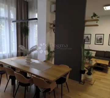 Centar - super luksuzan stan u odličnoj zgradi sa liftom - cover