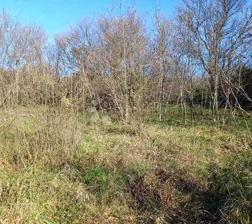 Kostrena, teren s pogledom na more - Kostrena Sveta Lucija, Kostrena