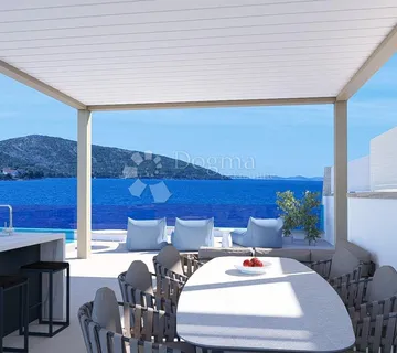 Prvi red do mora, stan s bazenom S2, Grebaštica - Grebaštica, Šibenik