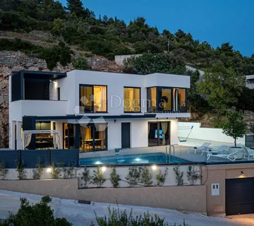 Ekskluzivna moderna vila s panoramskim pogledom na more, Vela Luka