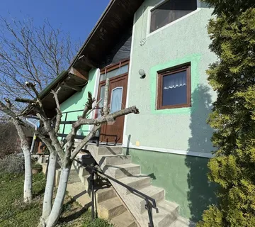 Turistička investicija s projektom i građevinskom dozvolom - Kobasičari, Kapela