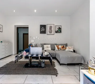 Rijeka Kantrida 55 m² – 1S+DB, terasa, podno grijanje, blizu mora