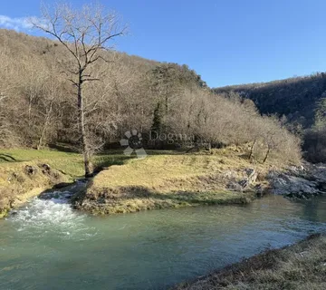 Buzet - Jedinstveno zemljište uz rijeku • Aktivni turizam