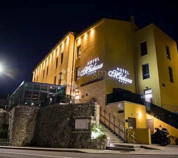 PRODAJE SE HOTEL U SENJU 4* - cover