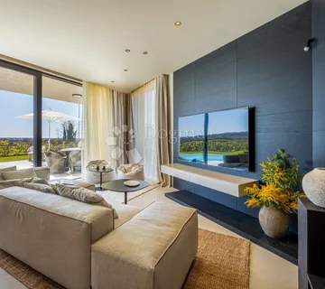 Ekskluzivna smart home vila, kompletno opremljena, s otvorenim pogledom - cover