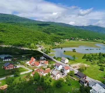 Građevinsko zemljište Jezerane - Jezerane, Brinje
