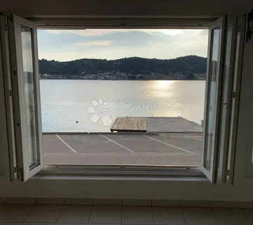 Poslovni Prostor Tisno