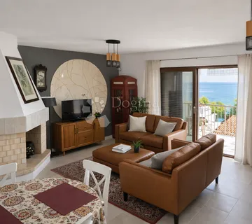 Dvosoban stan s otvorenim panoramskim pogedom na more Miševac o. Čiovo - Trogir