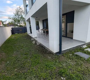 Vaš novi dom u Hraščici – mir, udobnost i moderni stil života! - cover