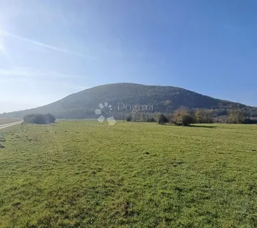 ŽITNIK 30000 M2 KUĆA TOP LOKACIJA - cover