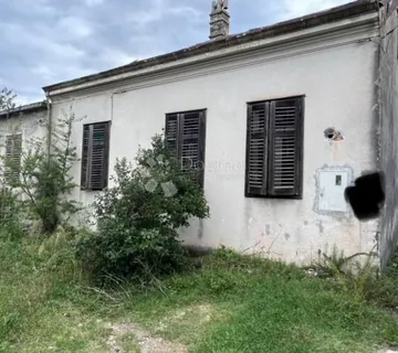 KRALJEVICA SAMOSTOJEĆA PRIZEMNICA - cover