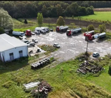 11 000 m2 Kuća sa prostranim zemljištem Odranski obrež - cover