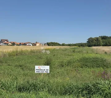 Sesvete građevinsko zemljište 3018m2 - cover