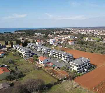 Stan na 1. katu - 1000m od plaža - cover