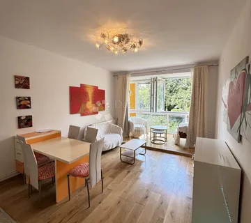 STAN VRHUNSKA LOKACIJA - cover