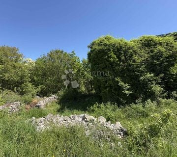 KAMENA KUĆA NA OTOKU KRKU - cover